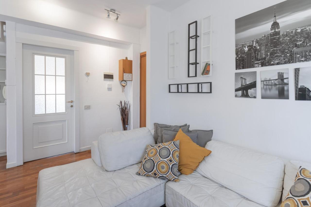 Casa Eleonora - Pavia - By Host4U Daire Dış mekan fotoğraf
